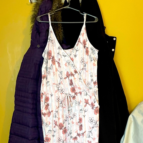 Beautiful Summertime Jumpsuit by La Vie n Rose - Picture 4 of 7